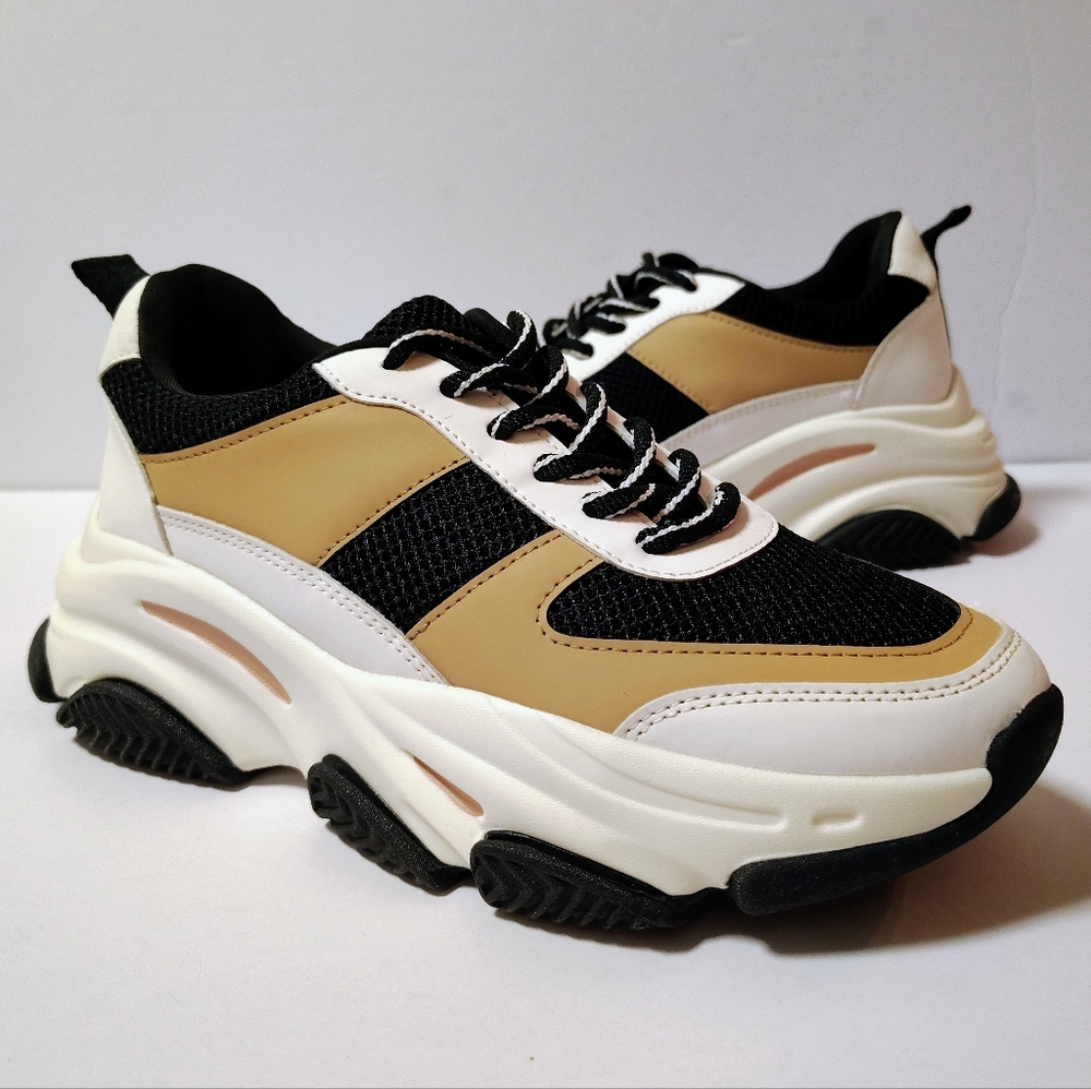 Steve Madden Women's Petrona Lace-Up Chunky Sole Platform Y2K Retro Sneakers 9
